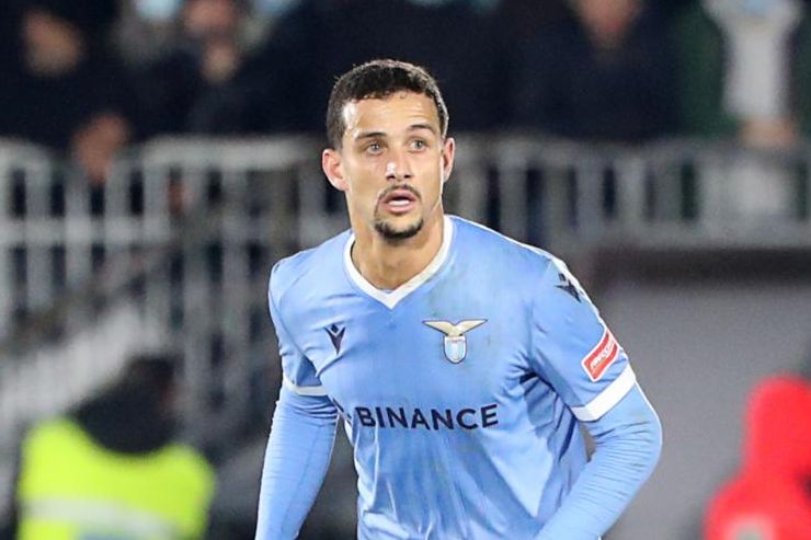 Luiz Felipe con la maglia della Lazio