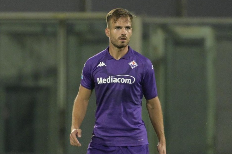 Marin Pongracic in campo con la Fiorentina 