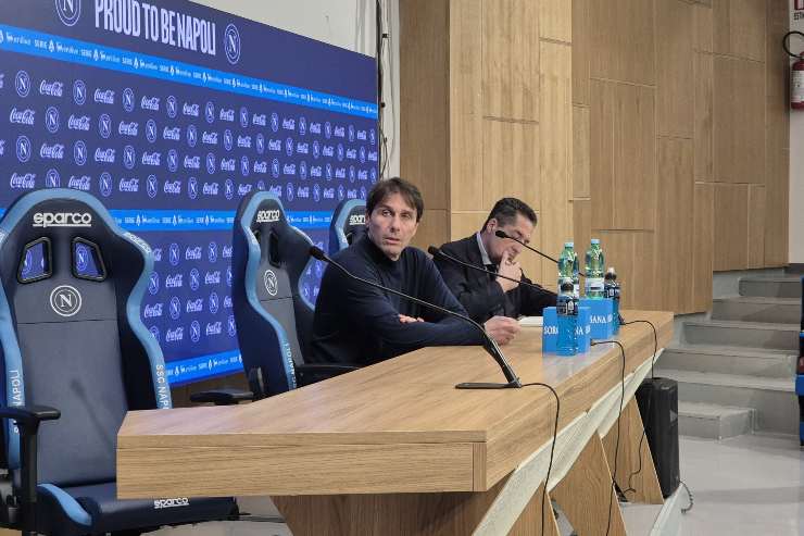 Conte risponde in conferenza