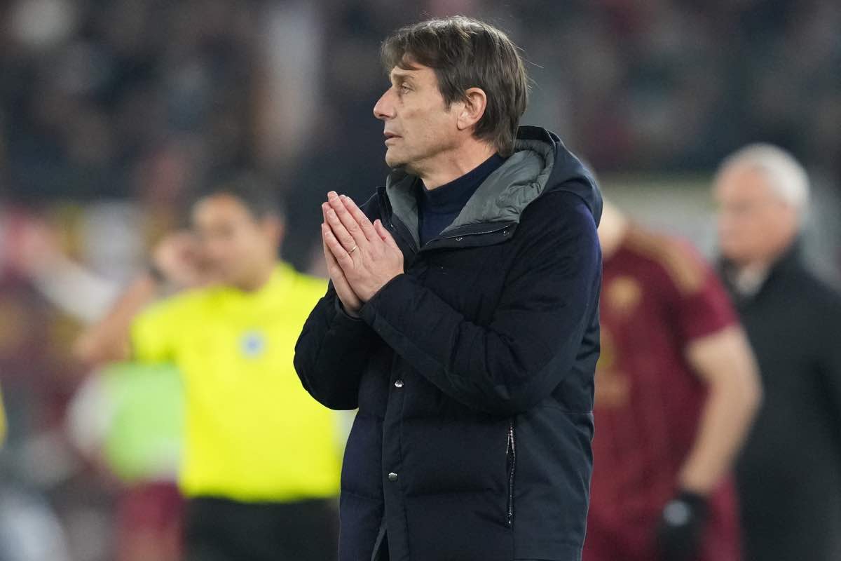 Infortunio Neres, Conte riproporrà la difesa a tre? L’annuncio in diretta