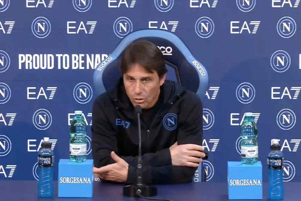 RILEGGI LIVE – Conte: “Kvara non è stato sostituito. Un conto è togliersi il problema, un conto è risolverlo”