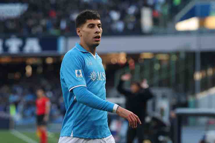 Olivera rinnoverà con il Napoli 