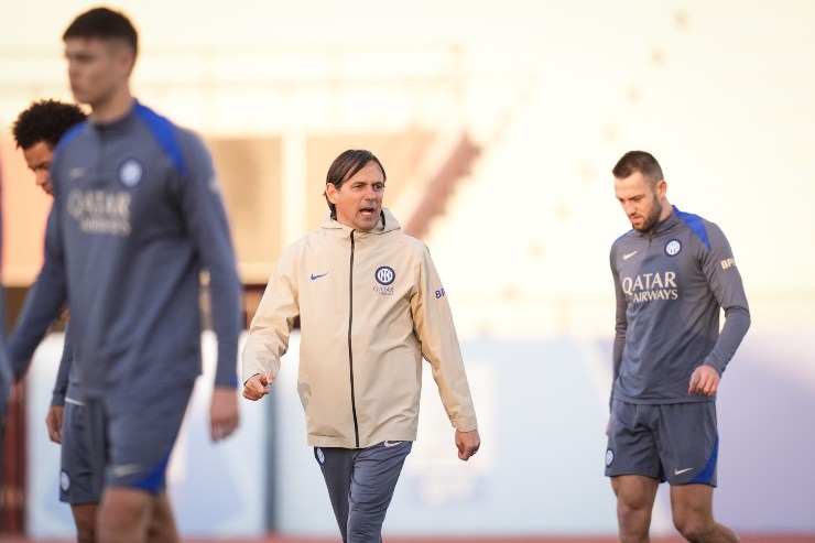 Inzaghi dirige l'allenamento dell'Inter